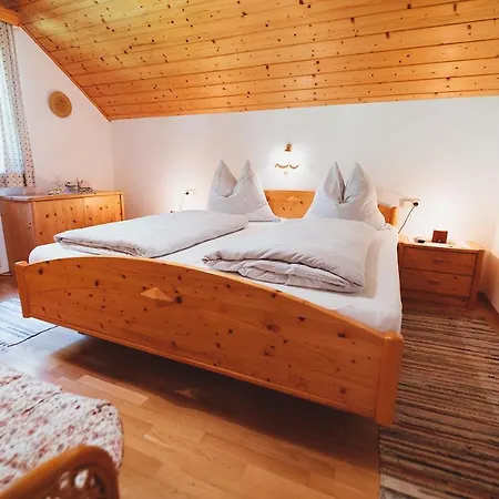 Haus Annerl Guest house Grundlsee