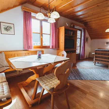 Haus Annerl Guest house Grundlsee
