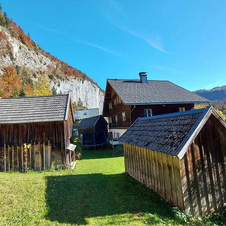 Haus Annerl Guest house